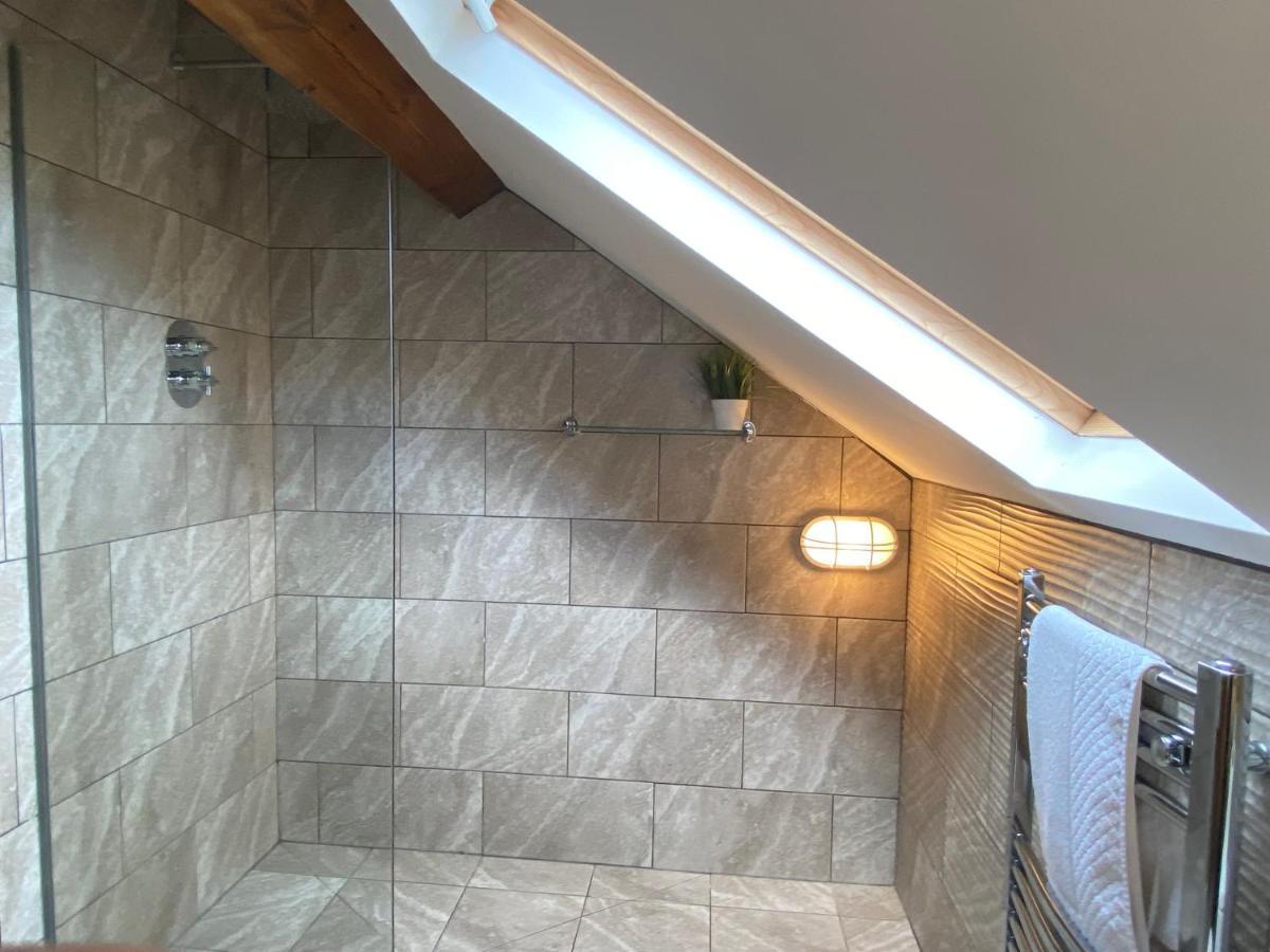 Betsey Trotwood. Historic Stylish 2-Bed Cottage. Blundeston Extérieur photo